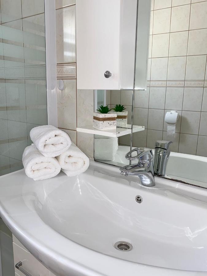 Apartament Charlene Karlobag Zewnętrze zdjęcie