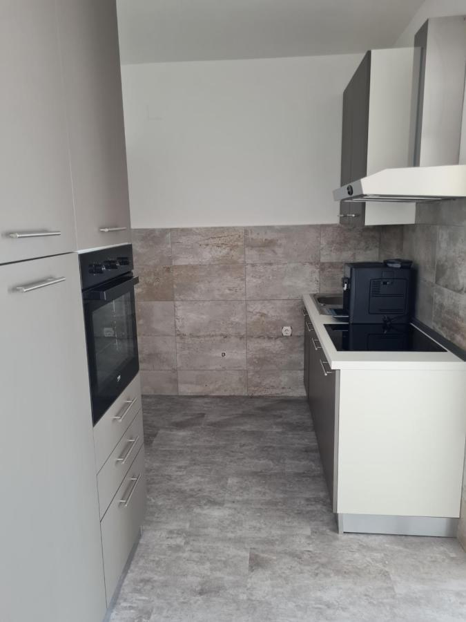 Apartament Charlene Karlobag Zewnętrze zdjęcie